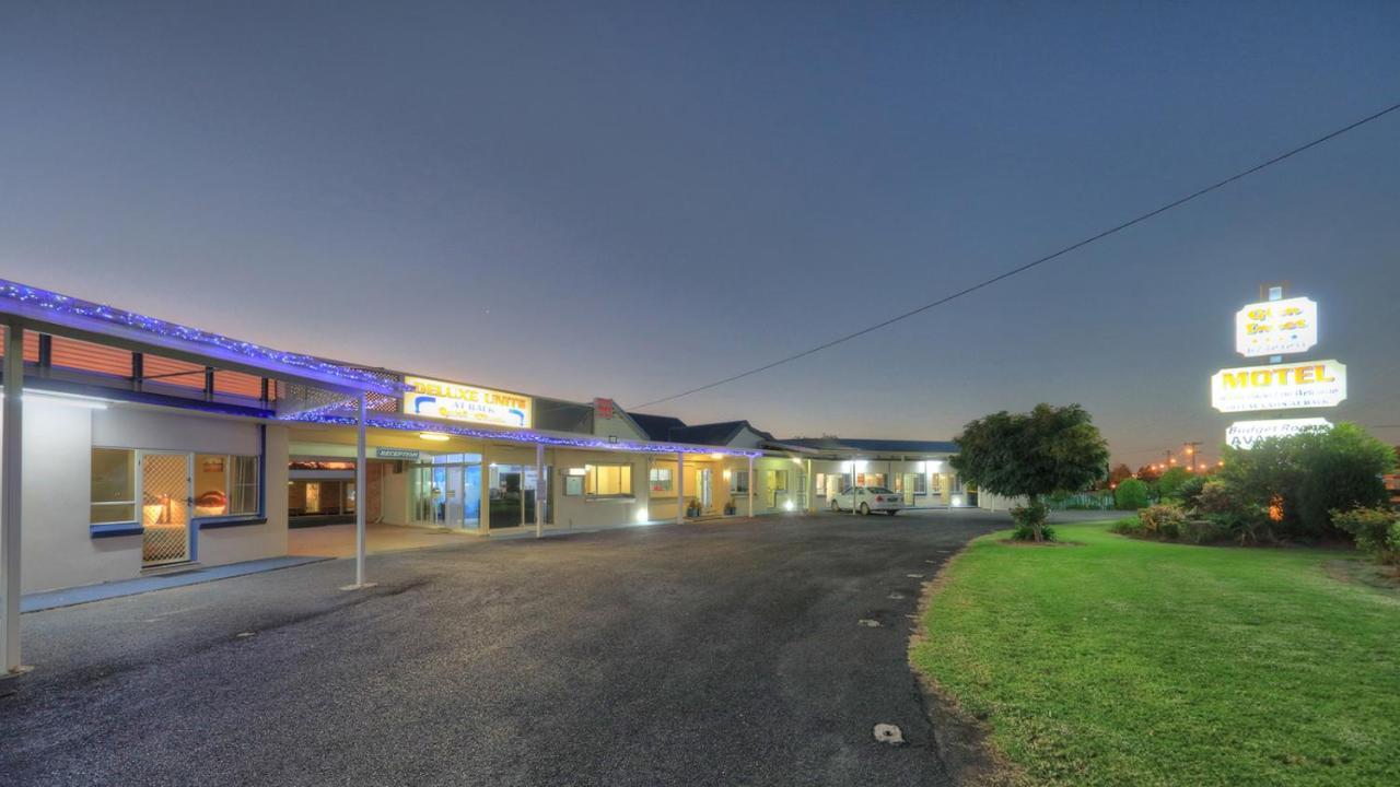 Glen Innes Motel Exterior photo